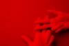 Eine Hand, die einen Hashtag zeigt